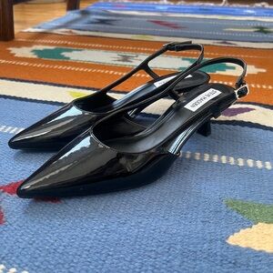 Steve Madden Glossy Black Pointed Heels